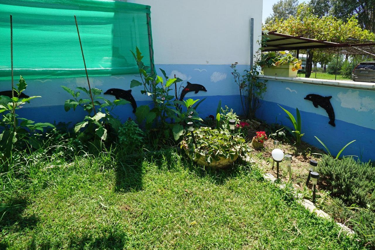 Dolphins House Villa Paralia Avdhiron Bagian luar foto