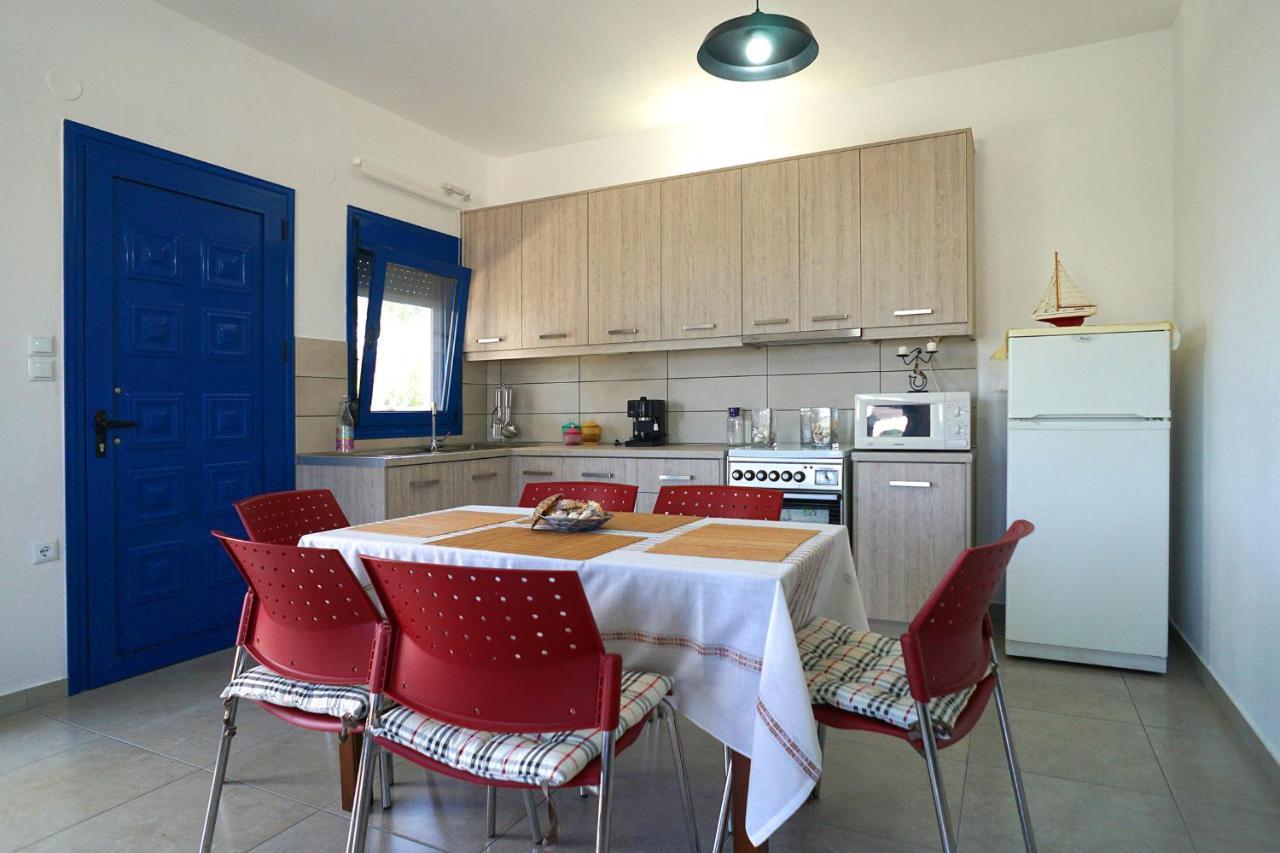 Dolphins House Villa Paralia Avdhiron Bagian luar foto